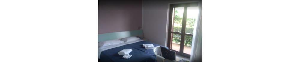 Hotel Club Valtur Porto Ada Pizzo  Esterno foto